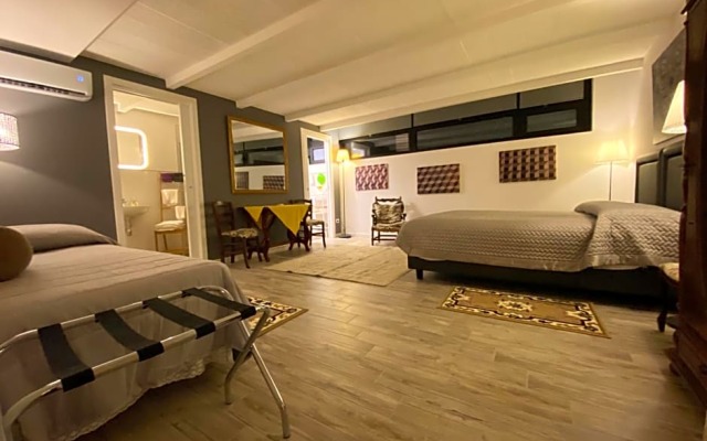 Lenzi’s Bottega and Gallery Suites