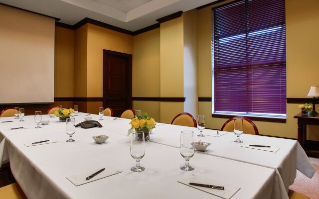 Sheraton Duluth Hotel