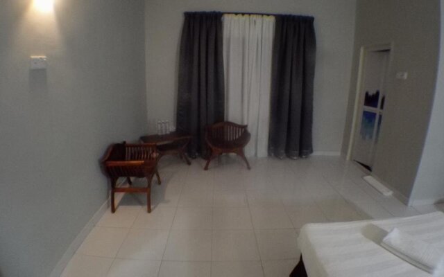 Tebing Guest House