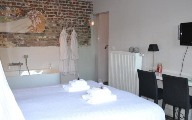 Huis bij de Lieve Bed & Breakfast