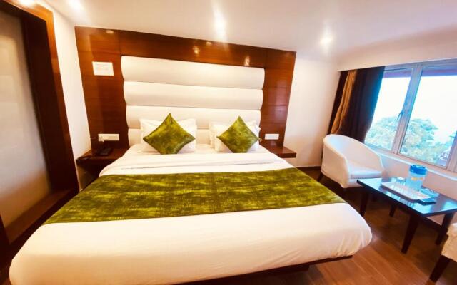 Hotel Royal Classic @ Mall Road Mussoorie