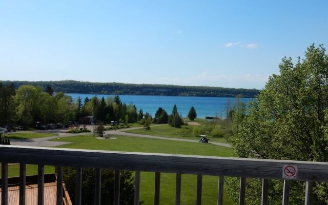 Waterview On The Bay