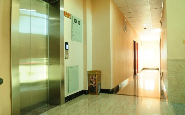 Xiamen North Railway Statioin Yajule Fast Hotel