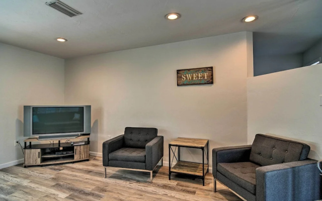 Sarasota Home w/ Large Backyard & Water Access