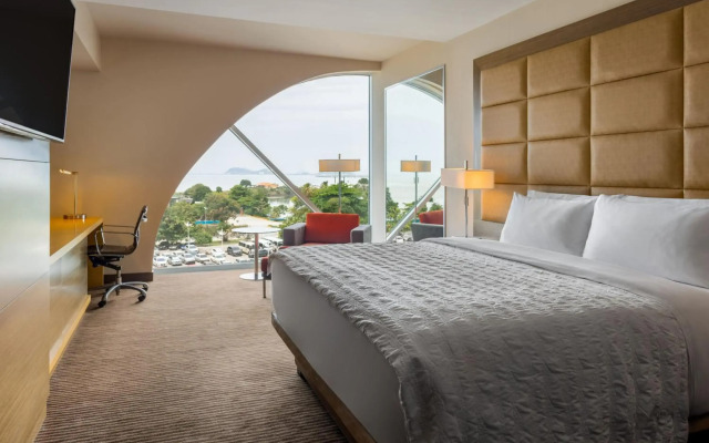 Le Meridien Panama