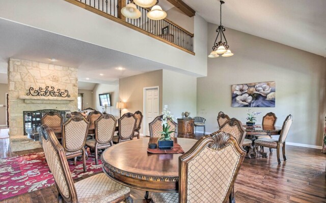 Luxury San Antonio Retreat: 110-acre Private Ranch