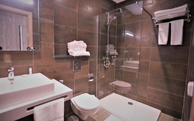 Dominium Hotel