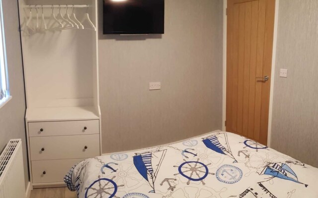 Luxury 2-bed Modern Chalet in Bridlington