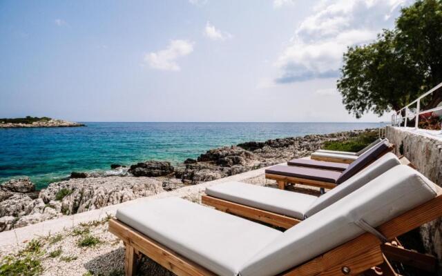 Floreica Studio By The Sea