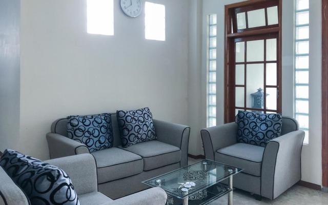 RedDoorz Syariah near Batu Night Spectacular 2