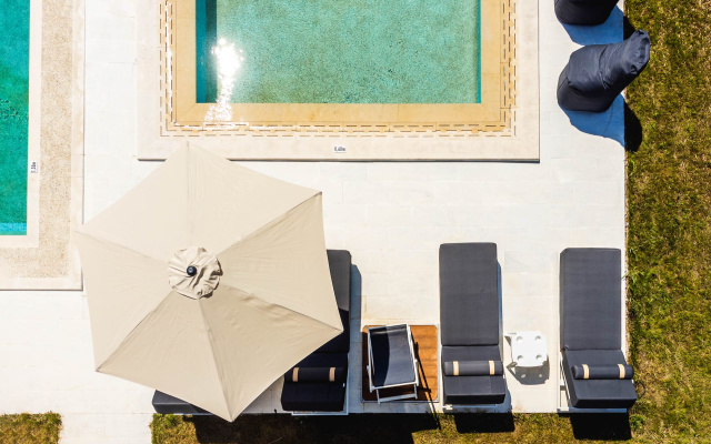 Alexmare Suites