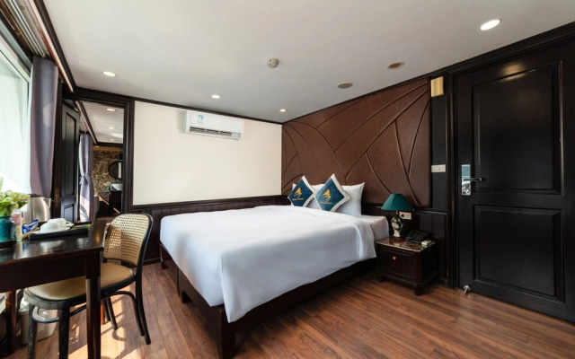 Santamaria Luxury Cruises