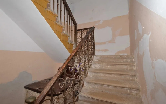 Classy and Modern Old Town Quarter Apartment