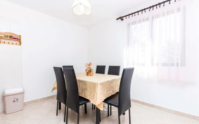 Awesome Home in Dramalj With Wifi and 2 Bedrooms