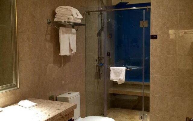 Nanjing Crystal Executive Apartment