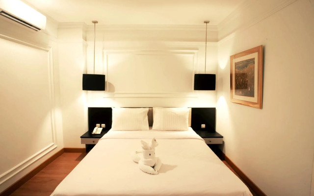 Grand Mahkota Hotel