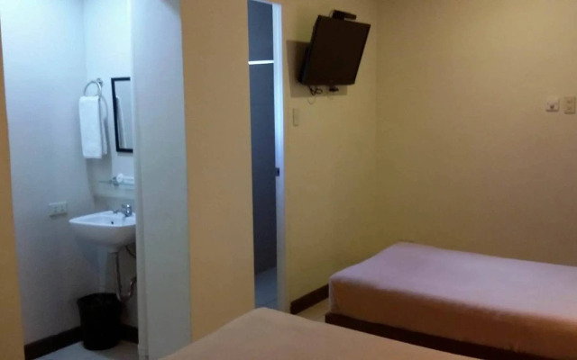 Governor Forbes Inn - Manila City Center