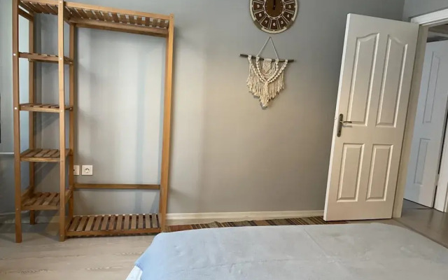 Bohemian Flat in Nisantasi With Central Location