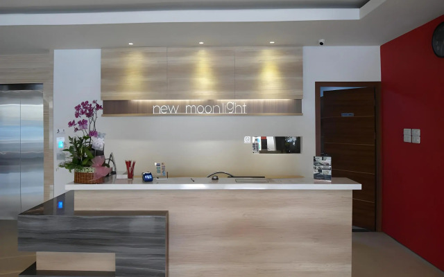 New Moonlight Hotel