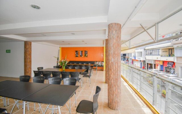 Hotel Monarca