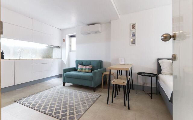Alfama Orange Loft by Homing