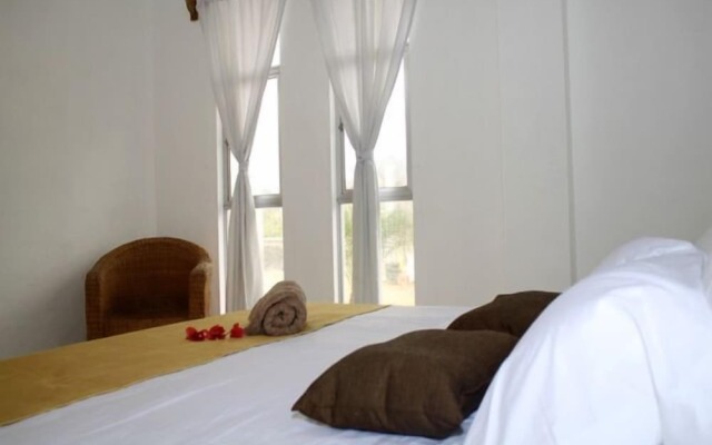 Sanctuary Puerto Cayo Lodge