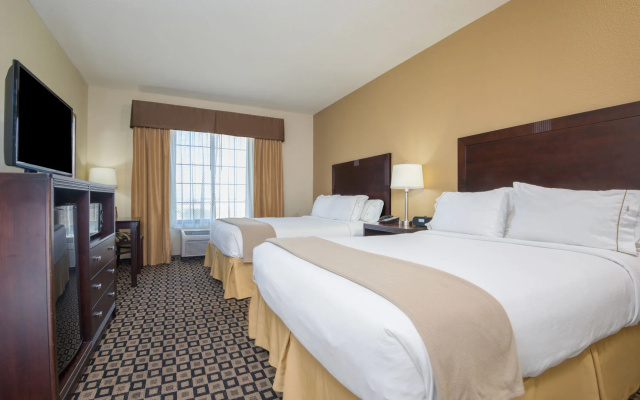 Holiday Inn Express Hotel & Suites Clovis by IHG