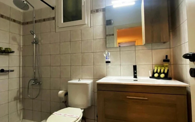Andros 4 All Seasons Villas & Suites - Agios Petros
