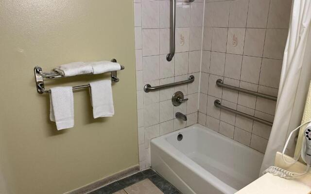 Rivera Inn & Suites Motel Pico Rivera