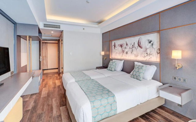 Sunday Hotel Arshika Sunset Road