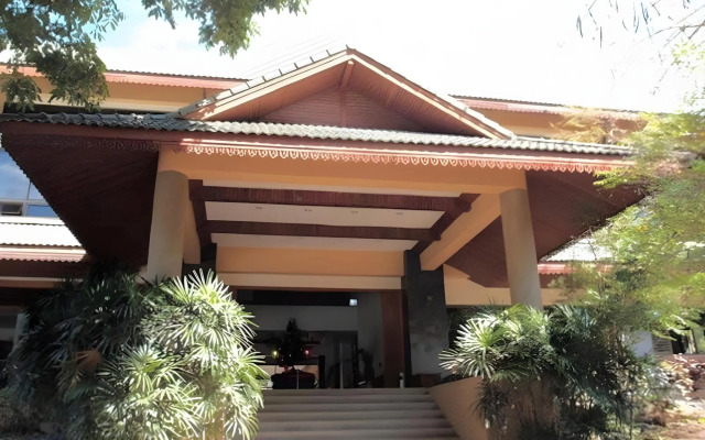 Muaklek Paradise Resort