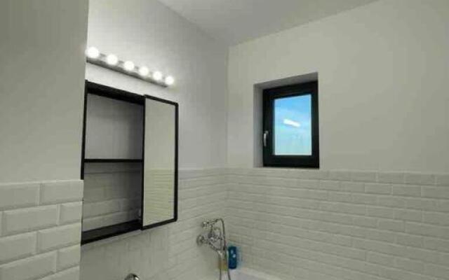 Modern 2-bedroom apartment in new residence