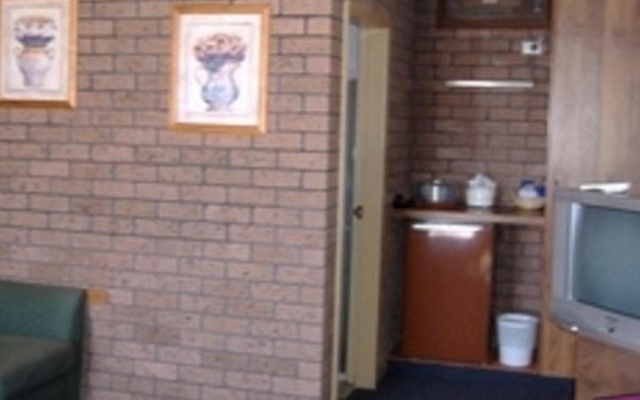Cessnock Vintage Motor Inn – Guest Rooms – Cessnock
