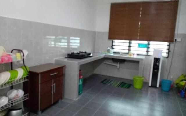Homestay Seri Takir