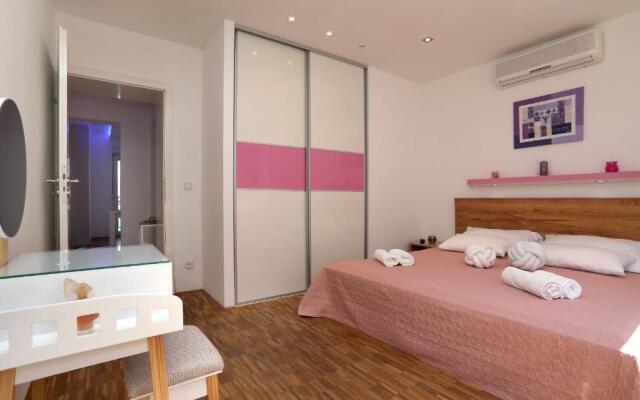 Apts Vidosava - 100m from the sea