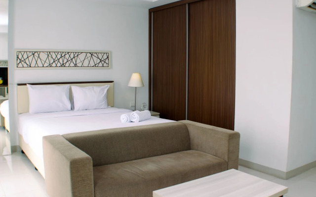 Stunning And Spacious Studio Azalea Suites Apartment