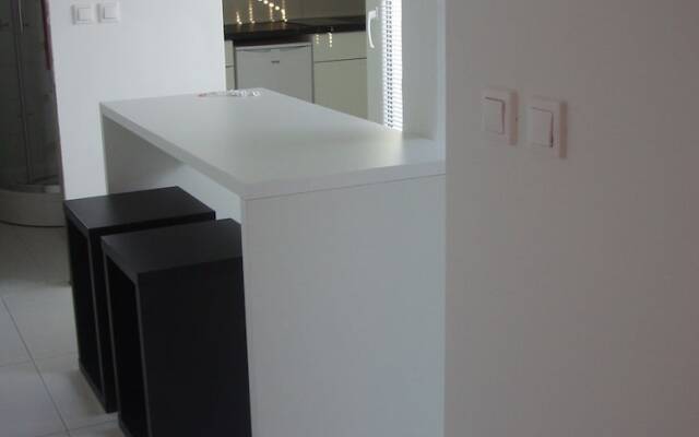 No5 Sea View Attic Studio