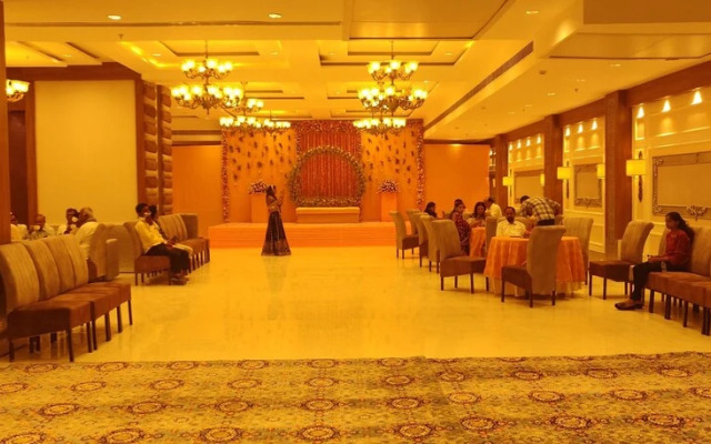 Hotel Sakura by Maps, GURGAON