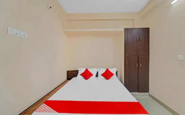 Oyo Flagship 80741B Porur Residency