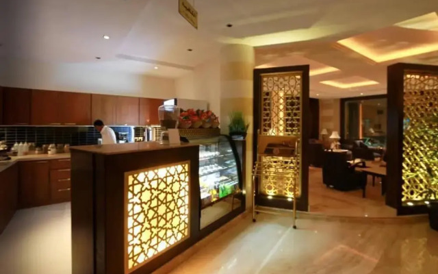 Vera Hotel Apartments