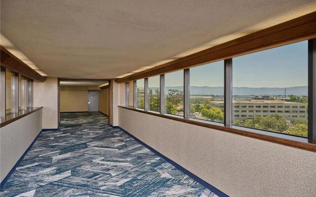 DoubleTree by Hilton San Jose