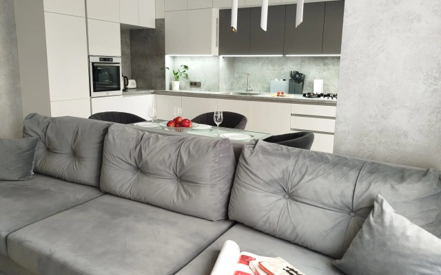 Origami на улице Генерала Буткова 20