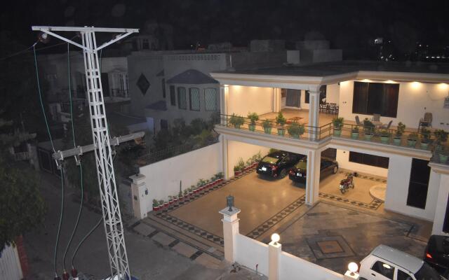 Al Fateh Hotel