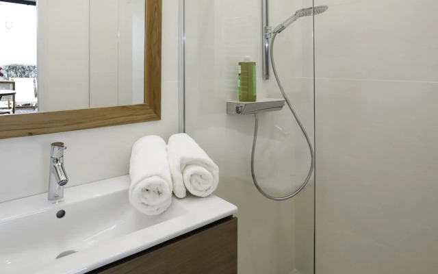 Les Vignes de la Chapelle, The Originals Relais