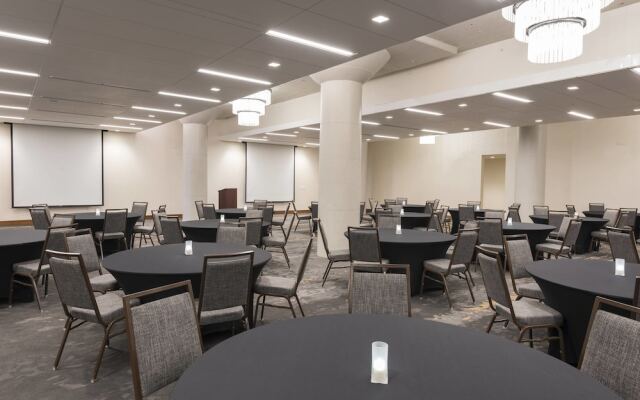 Courtyard Waterloo Cedar Falls