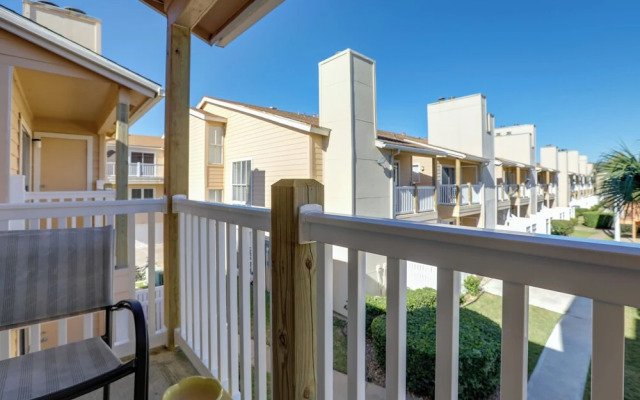 Balcony & Pool Access: Condo in Galveston!