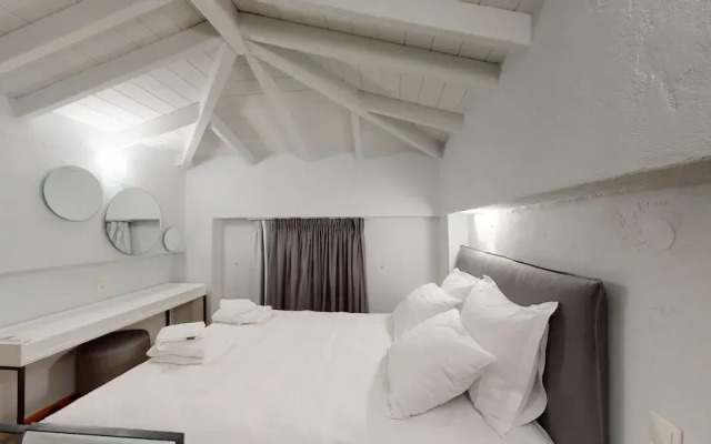 VIP Apartments