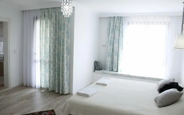 Villa Kaya Peace 4 Bedroom
