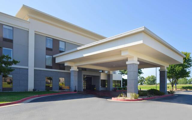 Hampton Inn Tulsa-Sand Springs