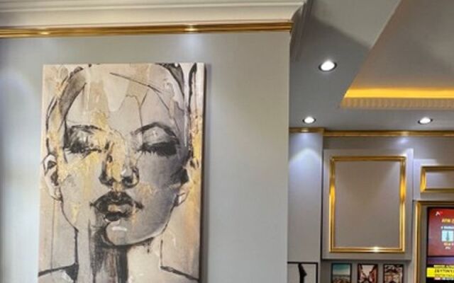 Taksim Larissa Residence